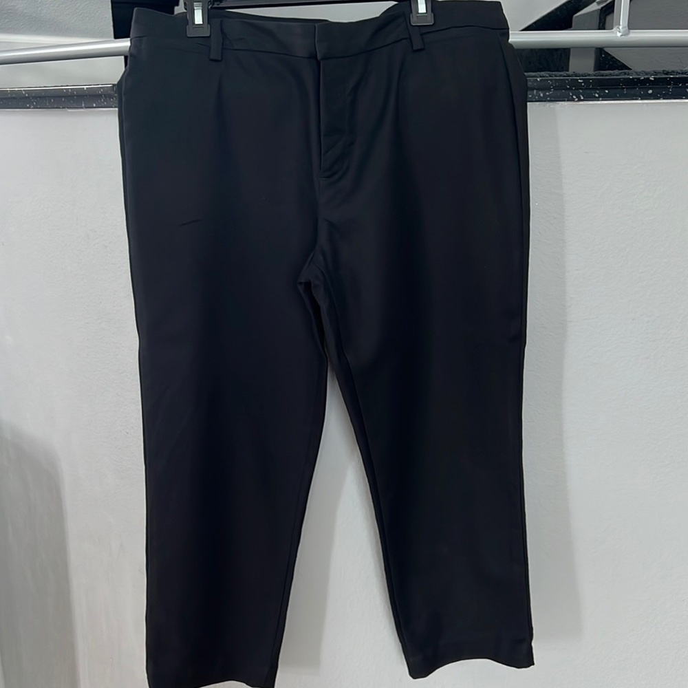 Tommy Hilfiger Black ankle pants size 16
